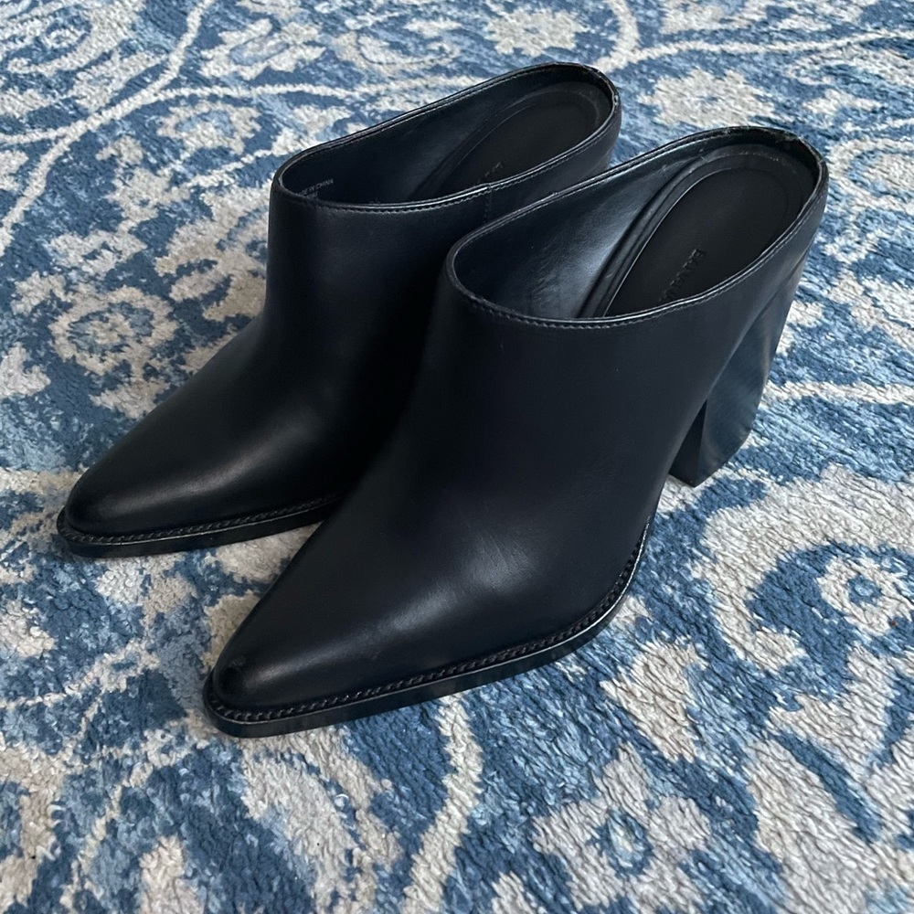 Banana Republic leather mules
